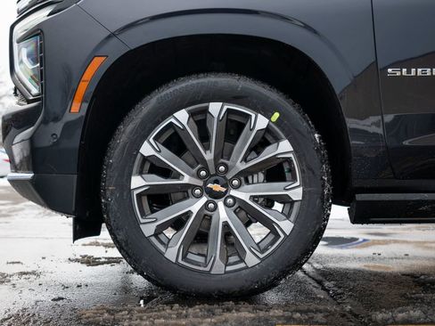 New 2026 Chevrolet Suburban High Country image 11