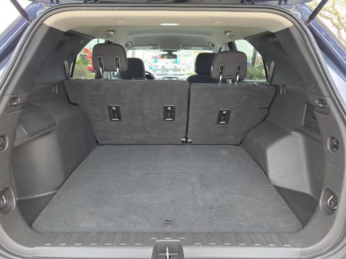 Used 2018 Chevrolet Equinox LT image 24