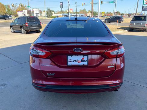 Used 2015 Ford Fusion SE image 6