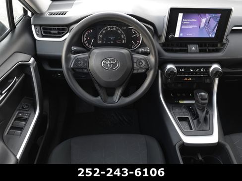 Used 2024 Toyota RAV4 XLE w/ Convenience Package image 13