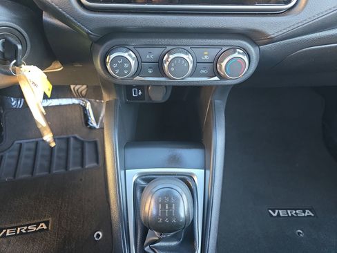 Used 2025 Nissan Versa S image 26