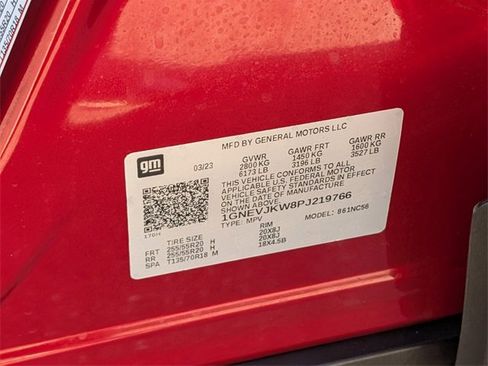 Used 2023 Chevrolet Traverse RS image 16