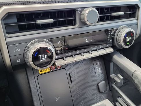 Used 2025 Toyota 4Runner Limited image 22