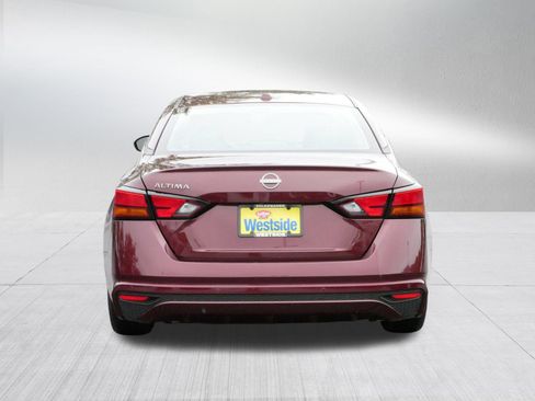 Used 2025 Nissan Altima 2.5 SV image 6