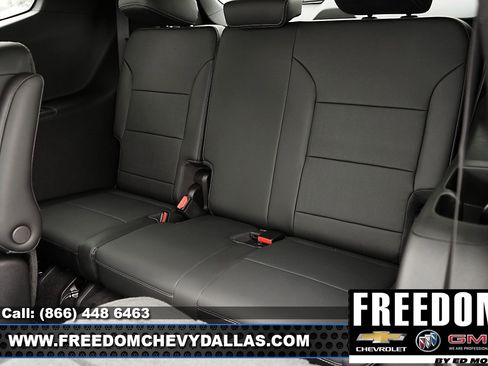 New 2025 Buick Enclave Preferred w/ LPO, Floor Liner Package image 15