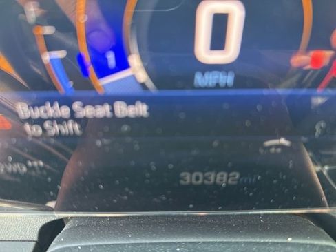 Used 2024 Chevrolet Traverse LT w/ Enhanced Driving Package image 10