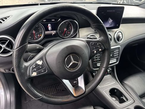 Used 2019 Mercedes-Benz CLA 250 image 24