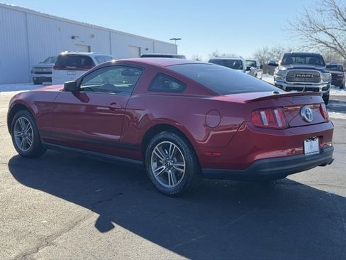 Used 2010 Ford Mustang V6 image 5