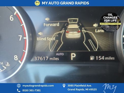 Used 2025 Nissan Rogue SV AWD/4WD image 18