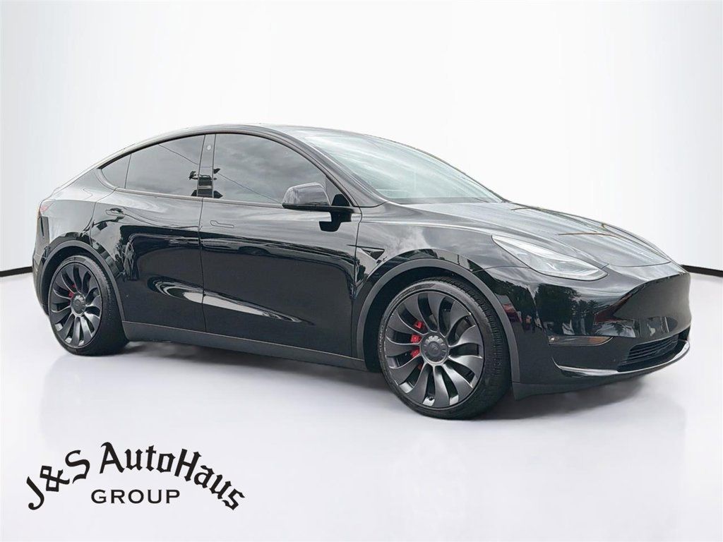 Used 2023 Tesla Model Y Performance AWD/4WD image 1