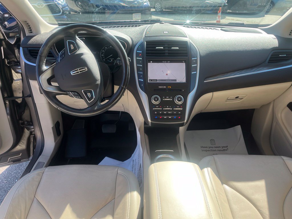 Used 2019 Lincoln MKC Reserve w/ MKC Climate Package AWD/4WD image 9