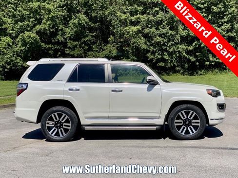 Used 2020 Toyota 4Runner Limited image 8