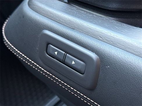 Certified 2023 Nissan Ariya AWD image 29