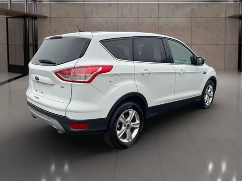 Used 2016 Ford Escape SE image 6