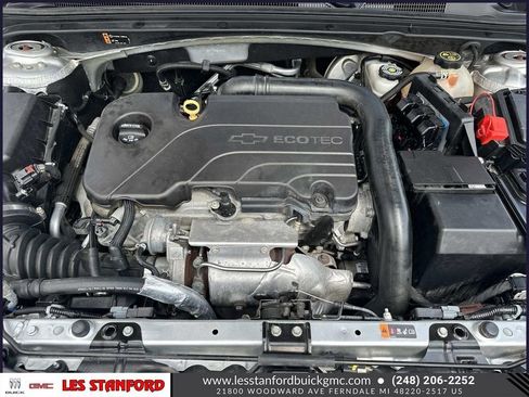 Used 2017 Chevrolet Malibu LT FWD image 12