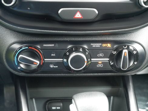 Certified 2022 Kia Soul LX image 23