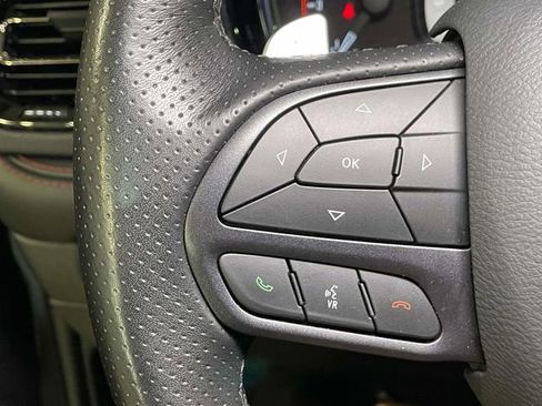 Used 2025 Dodge Durango GT AWD/4WD image 38