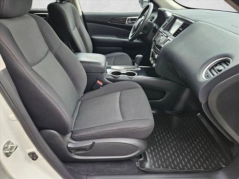 Used 2020 Nissan Pathfinder SV FWD image 20