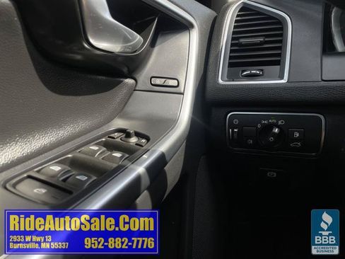 Used 2016 Volvo XC60 T6 w/ Proximity Package AWD/4WD image 34