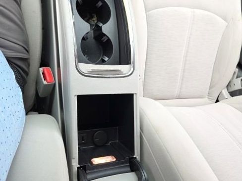 Used 2013 Buick LaCrosse FWD image 59