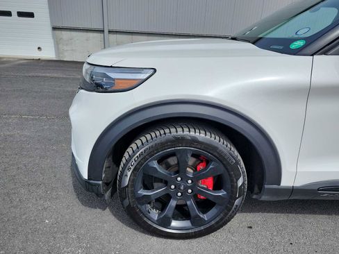 Used 2023 Ford Explorer ST w/ Equipment Group 401A image 10