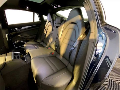 Certified 2023 Porsche Panamera 4S image 24