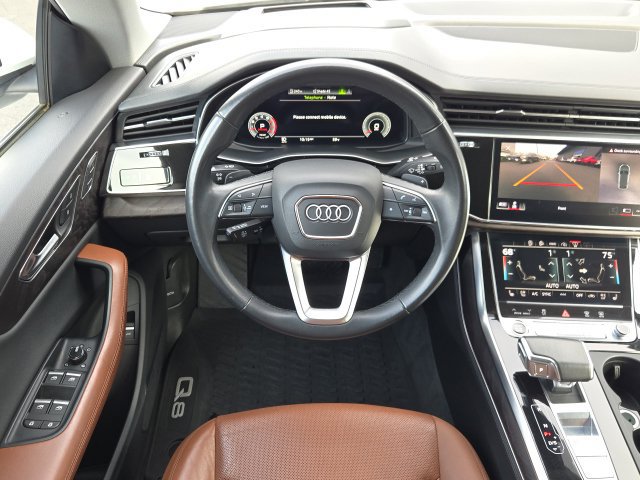 Used 2022 Audi Q8 Prestige w/ Prestige Package AWD/4WD image 2