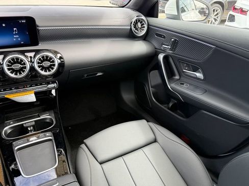 Certified 2025 Mercedes-Benz CLA 250 4MATIC image 31