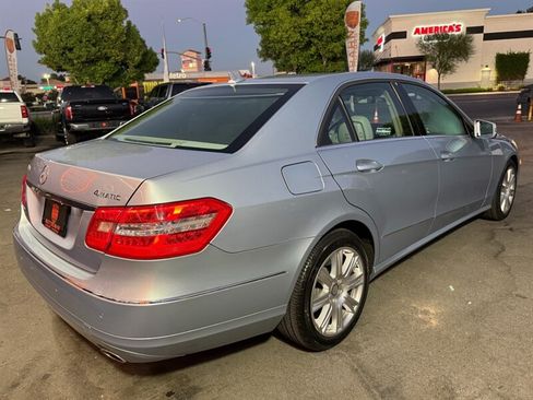 Used 2013 Mercedes-Benz E 350 4MATIC Sedan image 12