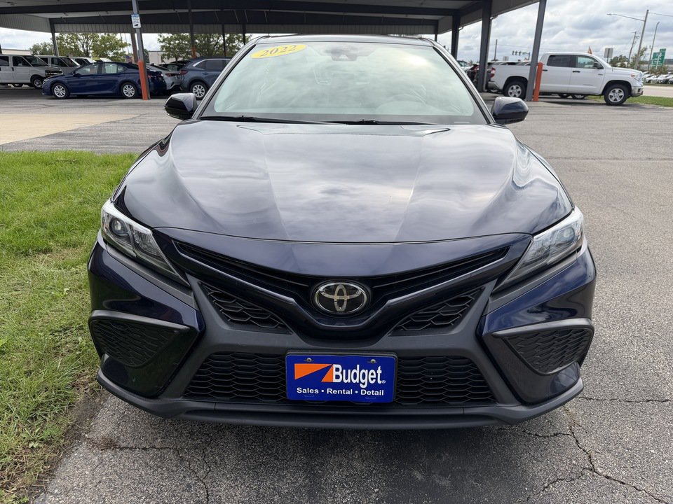 Used 2022 Toyota Camry SE FWD image 8