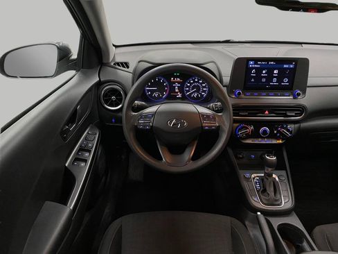 Used 2023 Hyundai Kona SEL image 12
