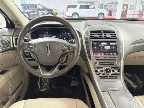 Used 2018 Lincoln MKZ Reserve w/ Technology Package image 16