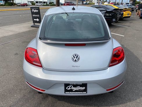 Used 2014 Volkswagen Beetle R-Line image 4