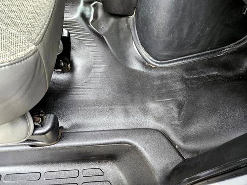 Used 2021 Chevrolet Express 3500 w/ Power Convenience Package image 34