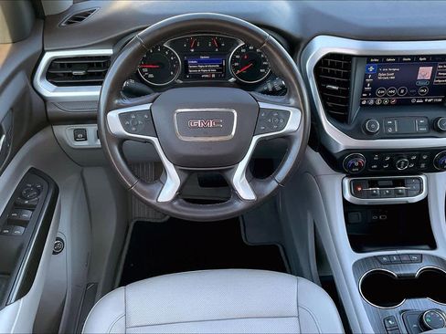 Used 2020 GMC Acadia SLT w/ Trailering Package image 5