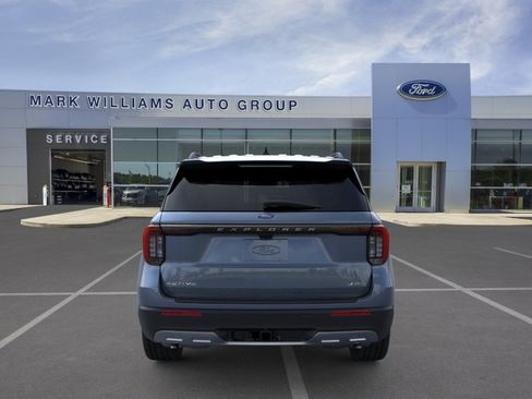 New 2026 Ford Explorer Active image 5