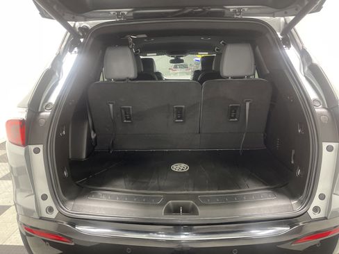 Used 2024 Buick Enclave Essence w/ Sport Touring Edition image 18