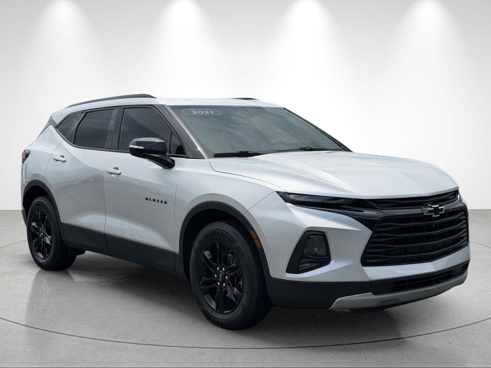 Used 2021 Chevrolet Blazer LT w/ Sound & Technology Package FWD image 7