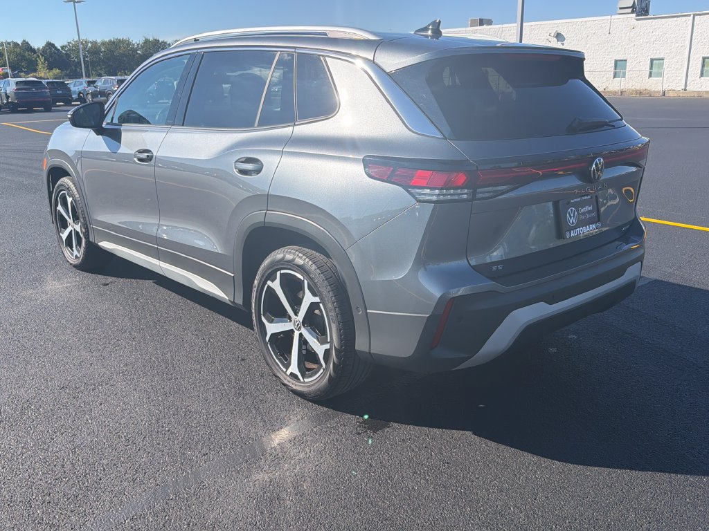Certified 2026 Volkswagen Tiguan SE AWD/4WD image 4