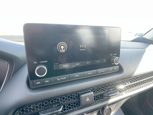 Used 2023 Honda HR-V LX image 16