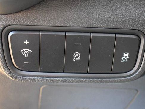 Used 2021 Kia Soul LX FWD image 23