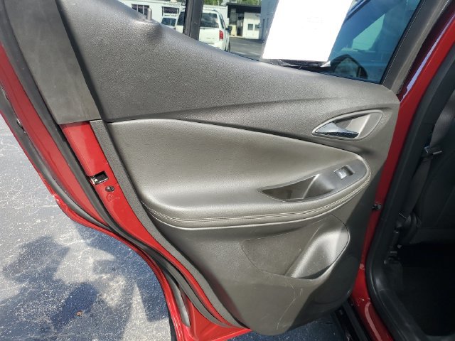 Used 2024 Buick Encore GX Sport Touring w/ Advanced Technology Package FWD image 7