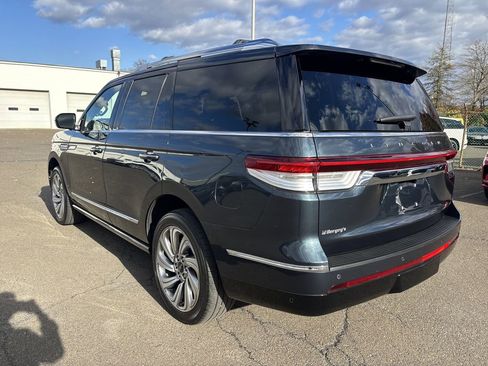 Certified 2022 Lincoln Navigator Reserve image 3
