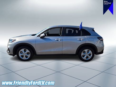 Used 2023 Honda HR-V LX image 3