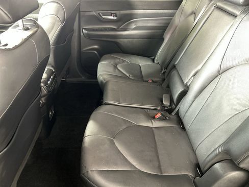 Used 2026 Toyota Grand Highlander FWD image 24