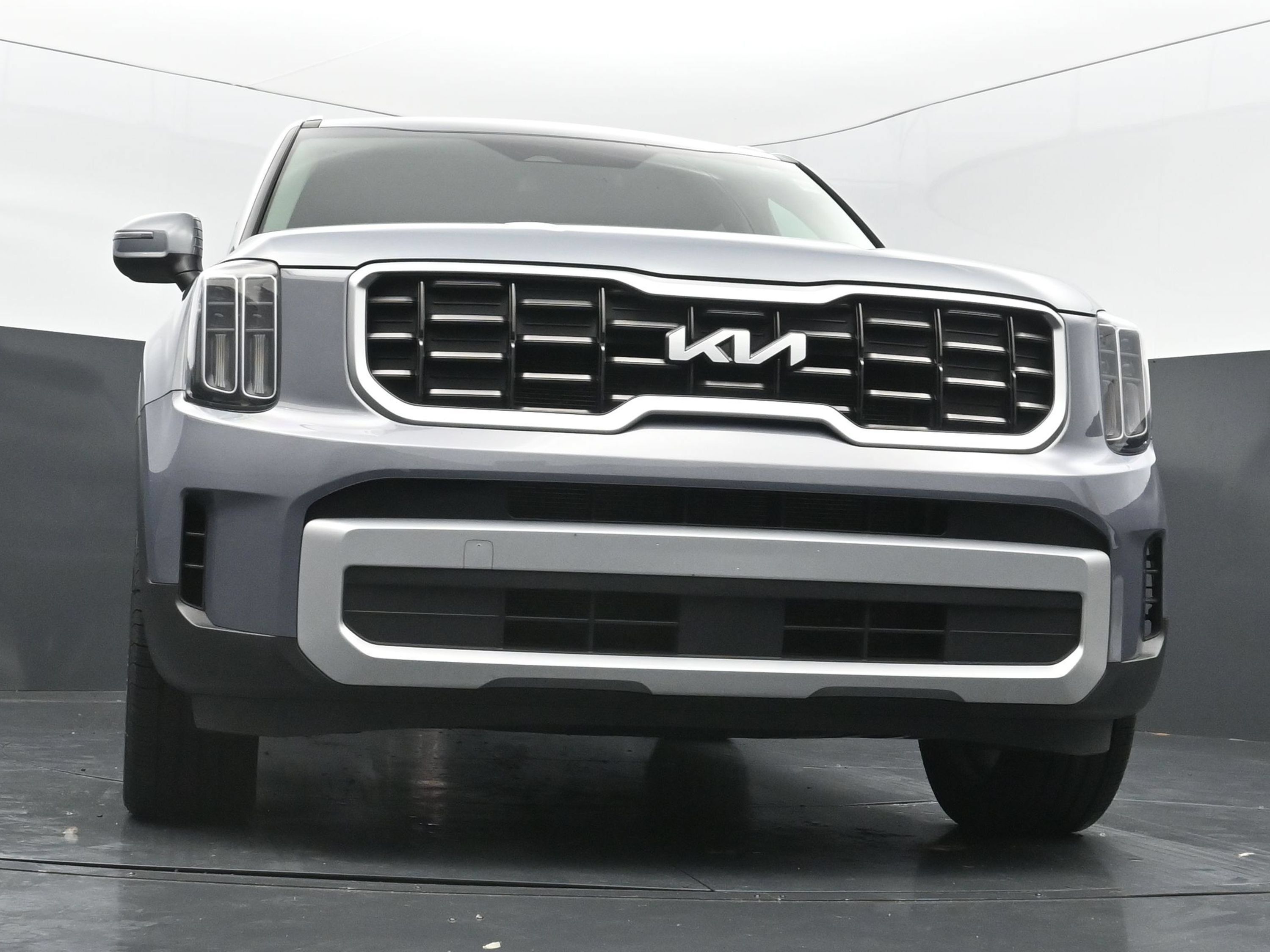 Used 2025 Kia Telluride S FWD image 43