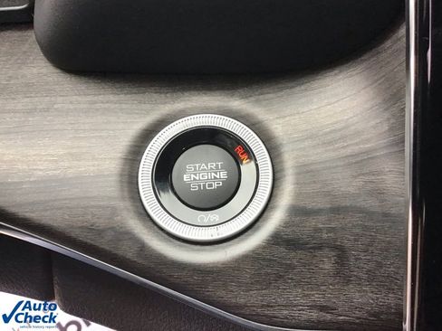 Used 2022 Jeep Grand Cherokee Overland image 39