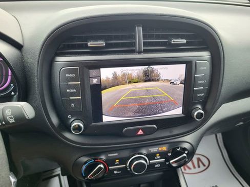 Used 2024 Kia Soul LX w/ Option Group 015 image 17