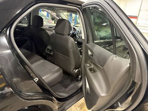 Used 2022 Chevrolet Equinox LT image 20