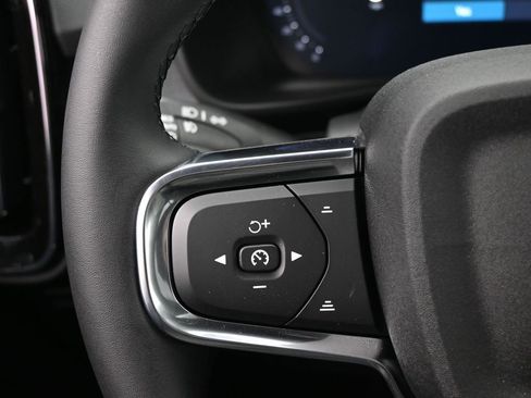 New 2026 Volvo XC40 B5 Core w/ Protection Package Premier image 11